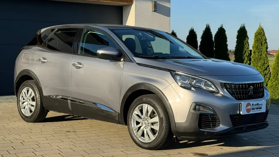 PEUGEOT 3008 -