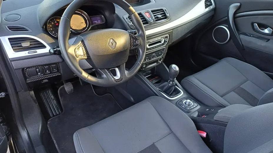 RENAULT Megane -