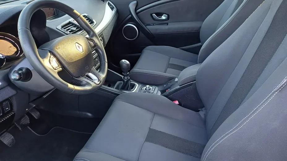 RENAULT Megane -