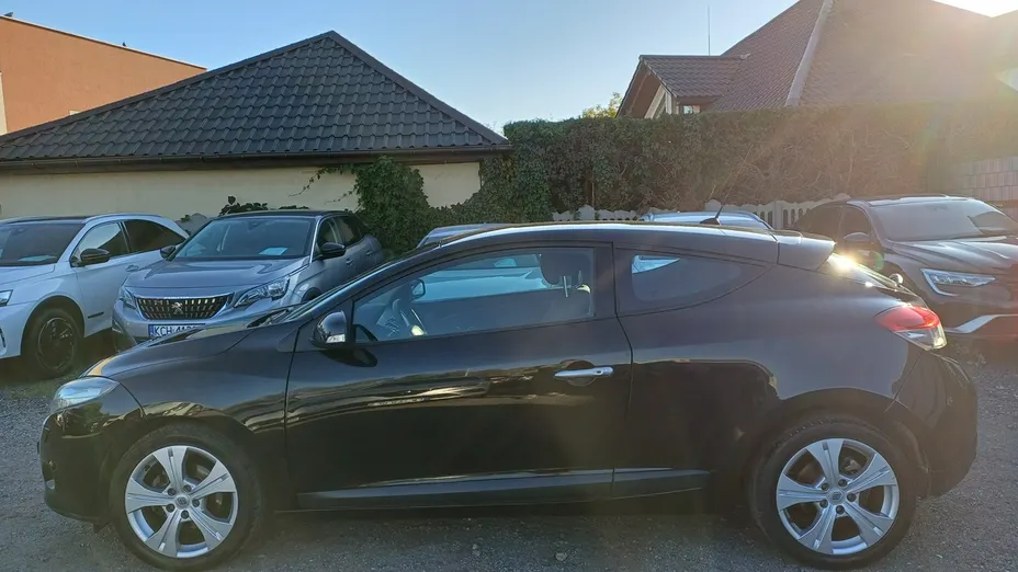 RENAULT Megane -