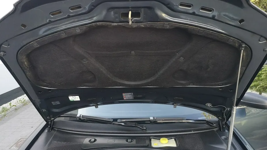 VOLKSWAGEN Passat -