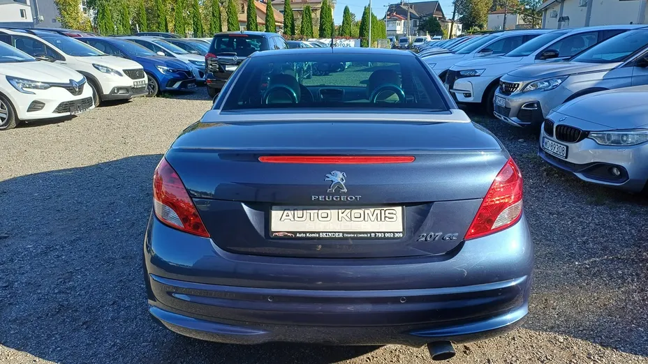 PEUGEOT 207 -