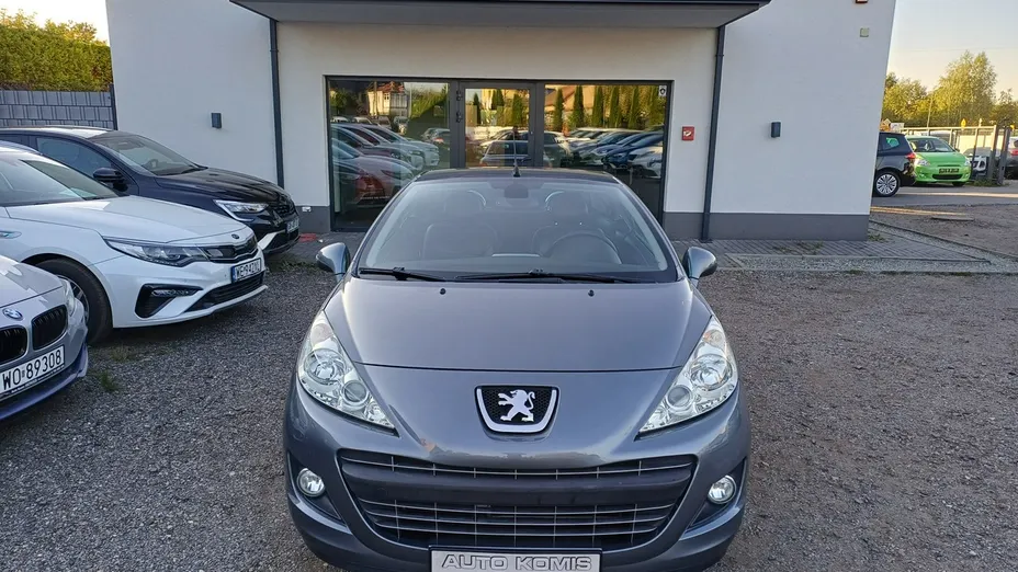 PEUGEOT 207 -