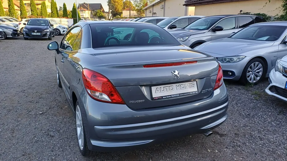 PEUGEOT 207 -