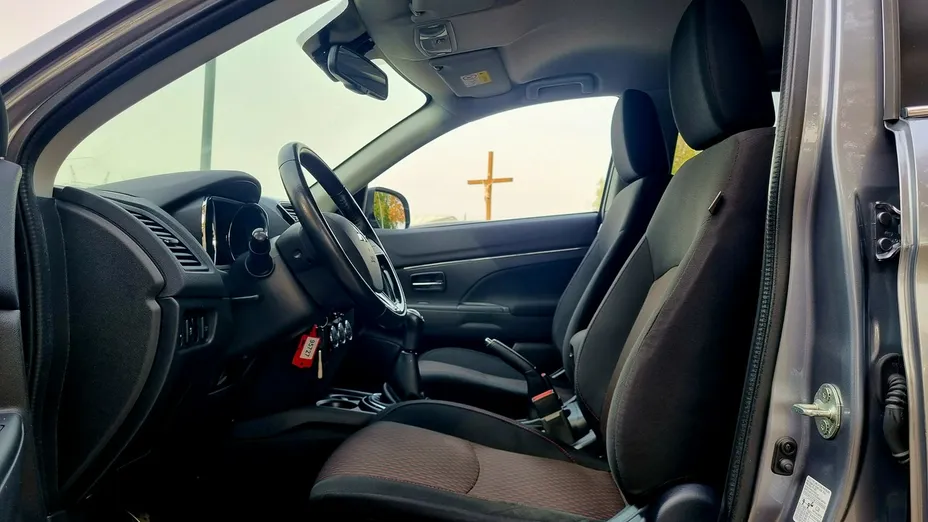 MITSUBISHI ASX -