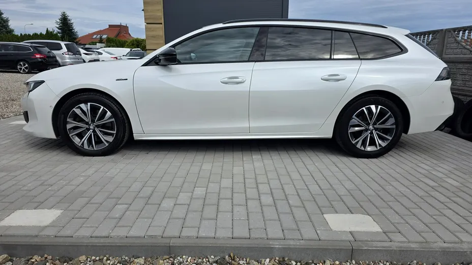 PEUGEOT 508 -
