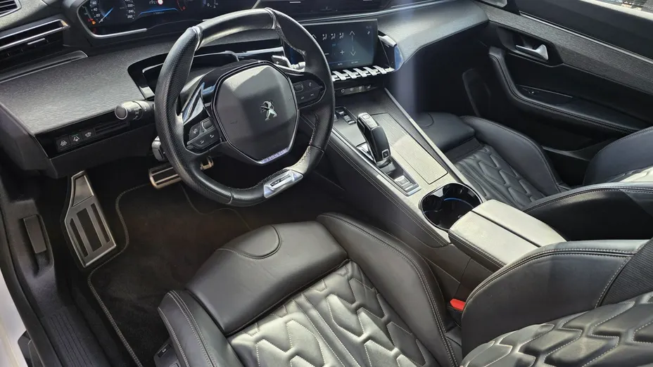 PEUGEOT 508 -