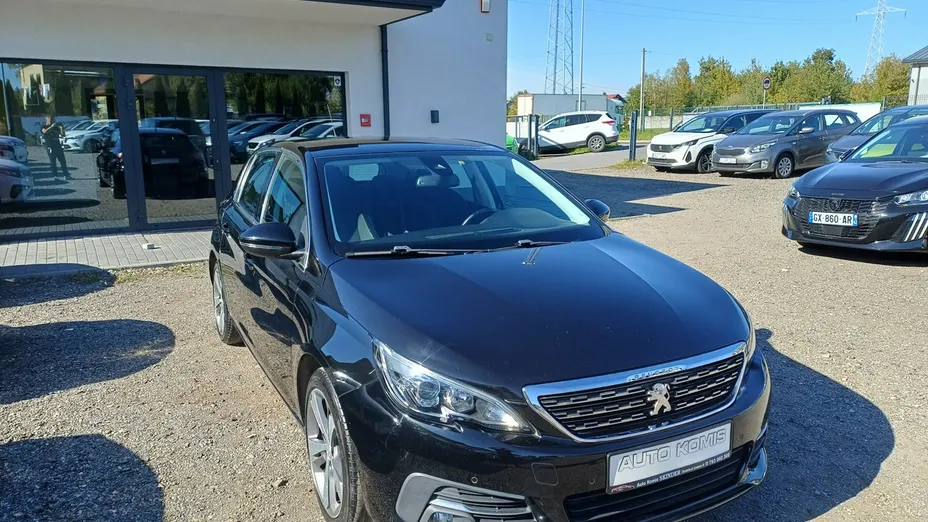 PEUGEOT 308 -