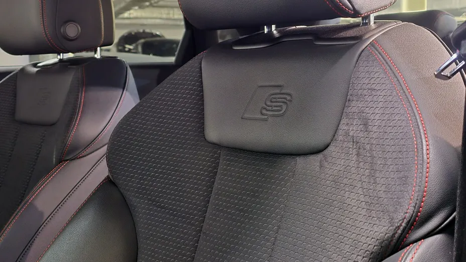 AUDI A4 -