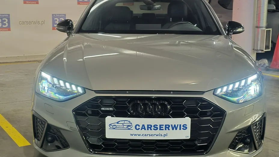 AUDI A4 -