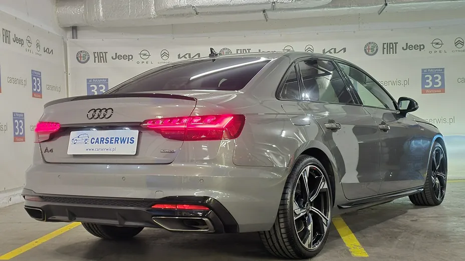 AUDI A4 -