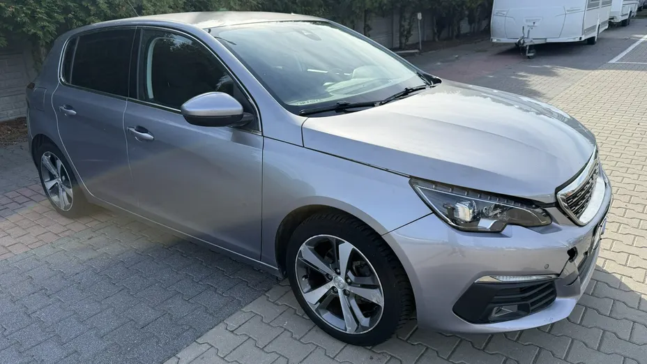 PEUGEOT 308 -