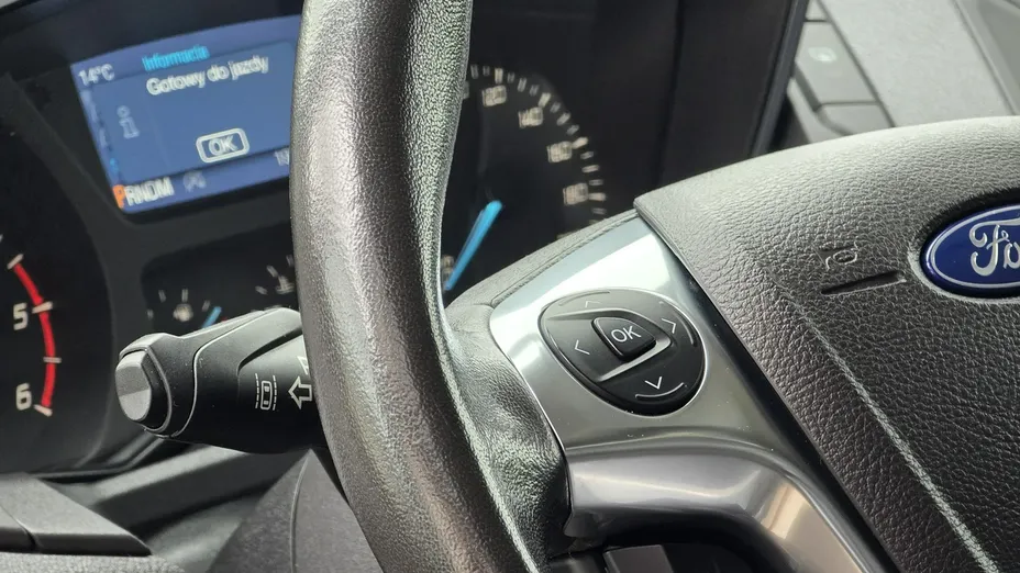 FORD Tourneo Custom -