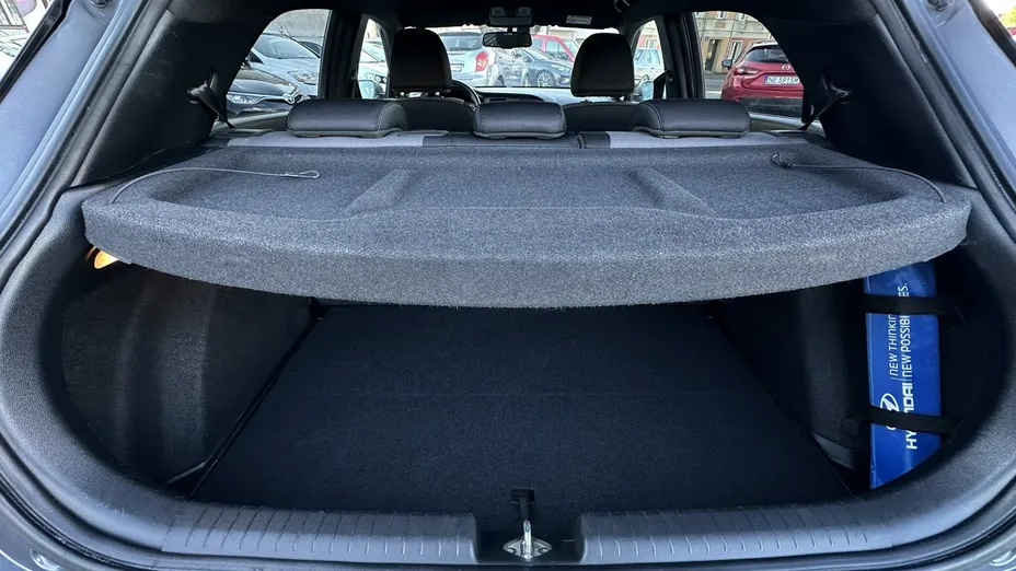 HYUNDAI i20 -