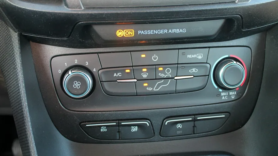FORD Transit Connect -
