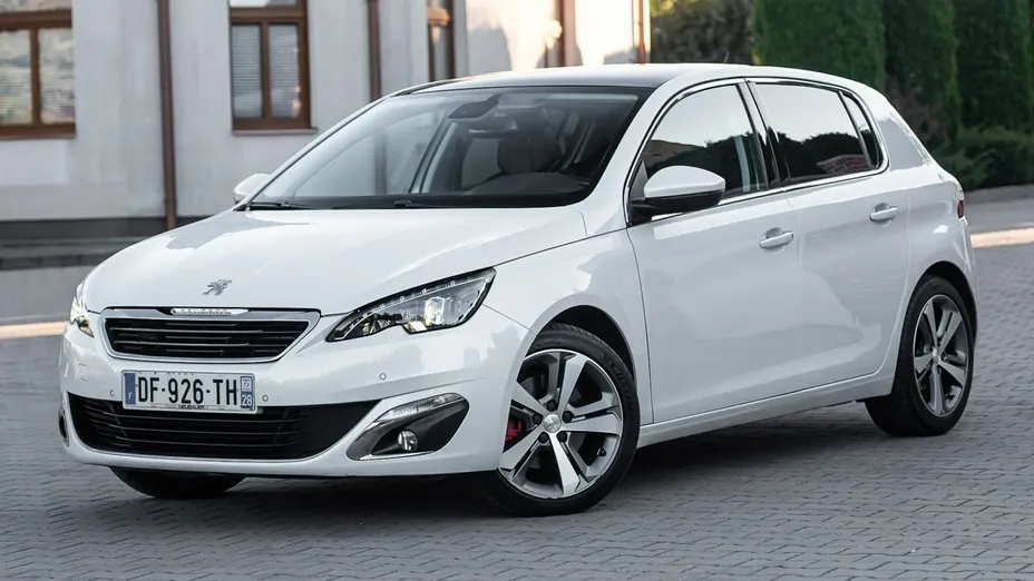 PEUGEOT 308 -