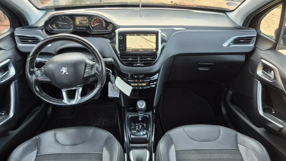 PEUGEOT 2008 -