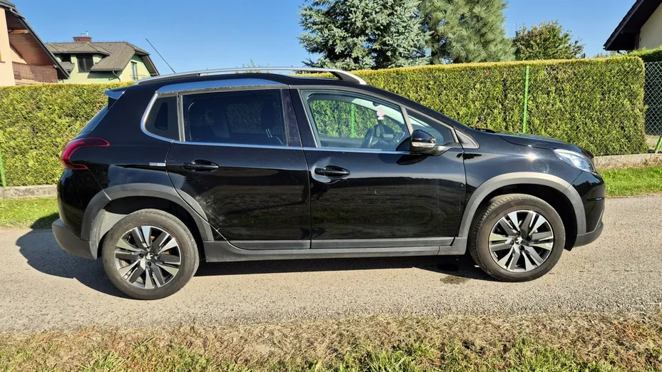 PEUGEOT 2008 -