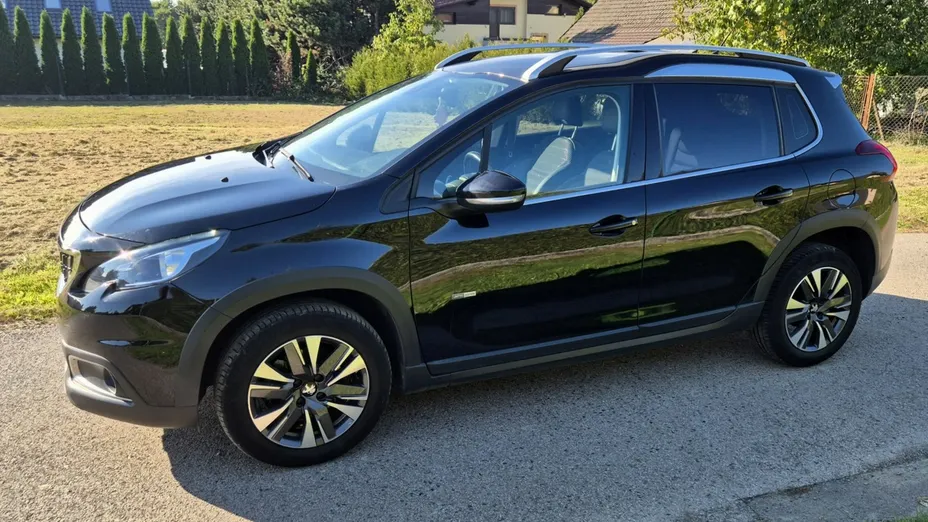 PEUGEOT 2008 -