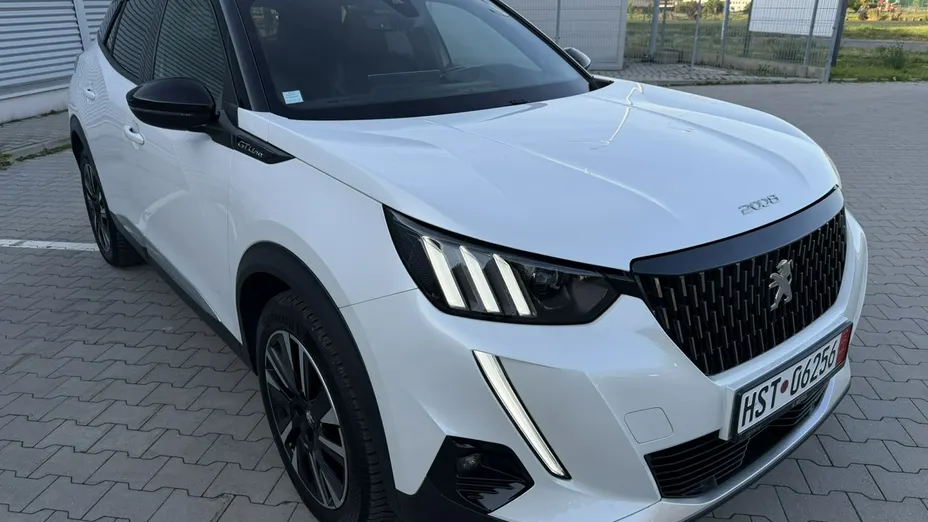 PEUGEOT 2008 -