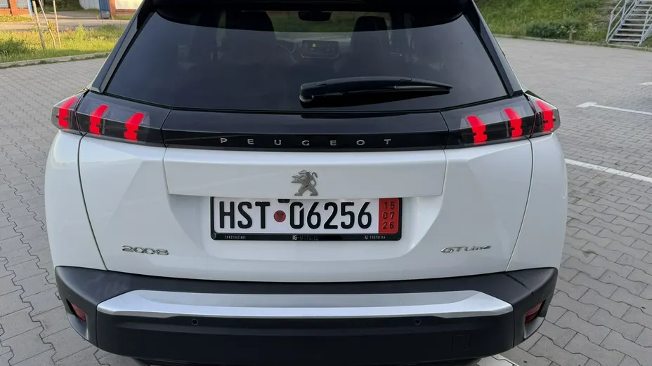 PEUGEOT 2008 -