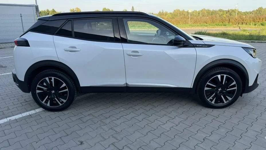 PEUGEOT 2008 -