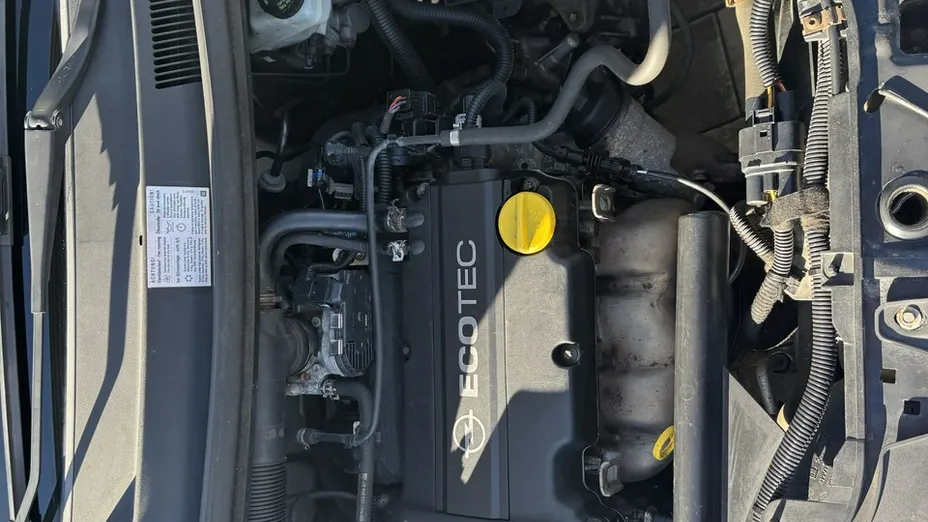 OPEL Corsa -