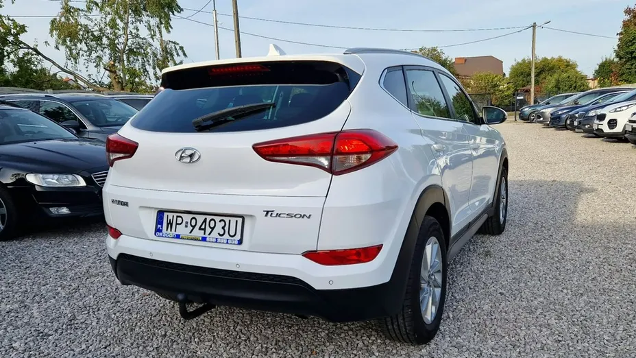 HYUNDAI Tucson -
