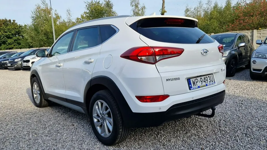 HYUNDAI Tucson -