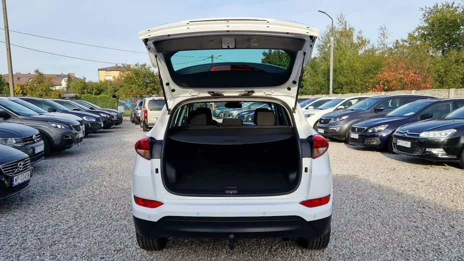 HYUNDAI Tucson -