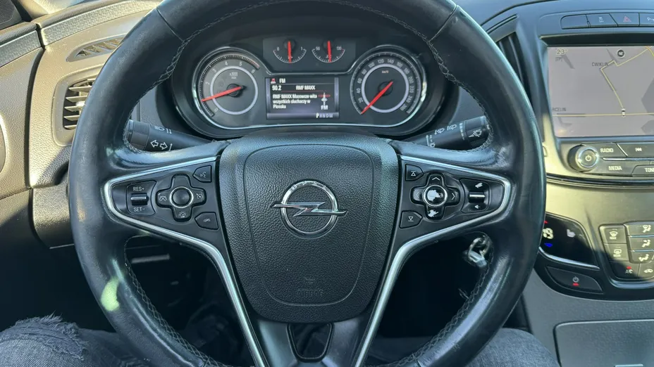 OPEL Insignia -
