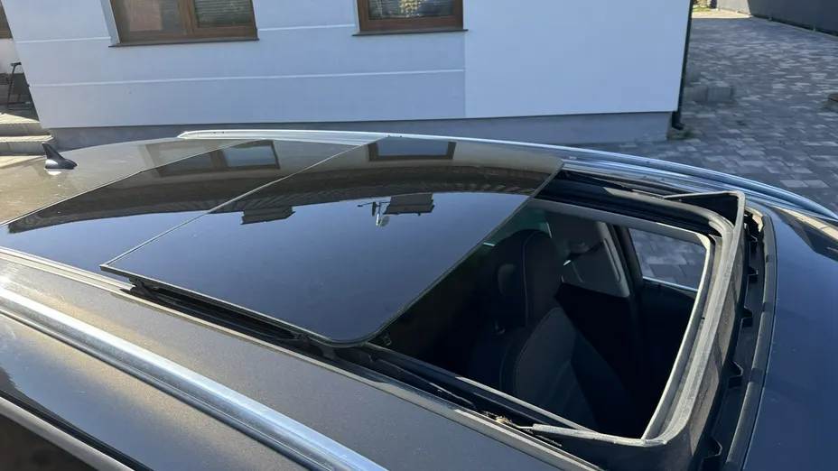 OPEL Insignia -