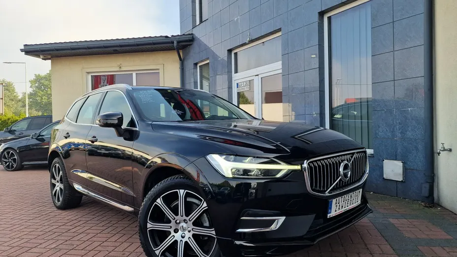 VOLVO XC60 -