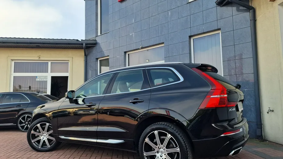 VOLVO XC60 -