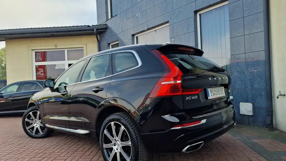 VOLVO XC60 -