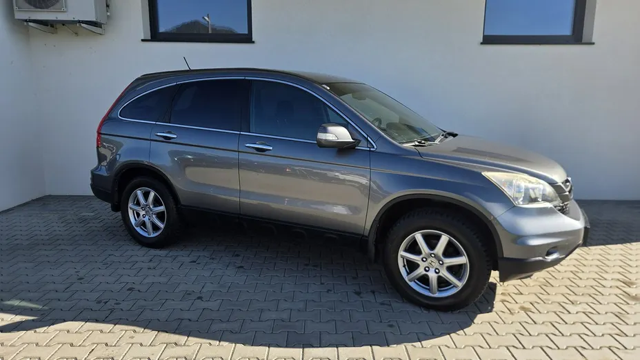 HONDA CR-V -