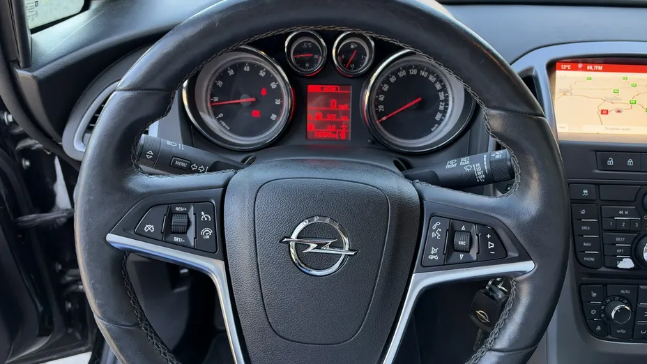 OPEL Astra -