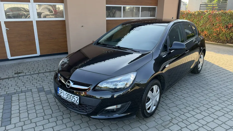 OPEL Astra -