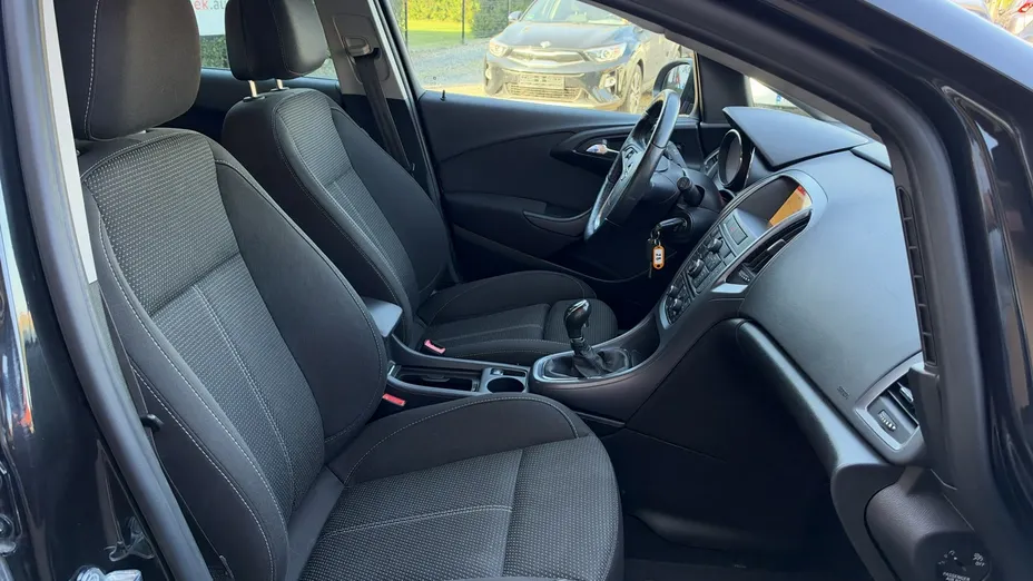 OPEL Astra -