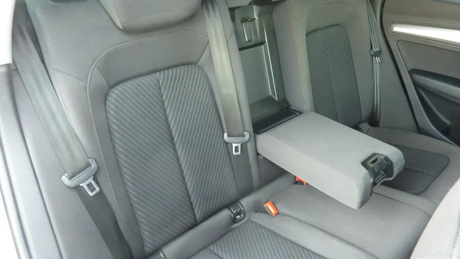 AUDI Q5 -