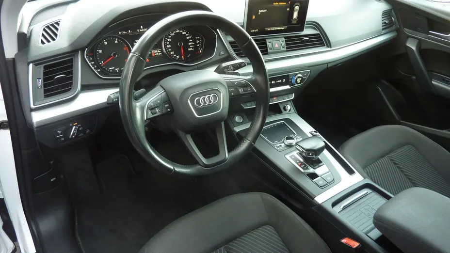 AUDI Q5 -