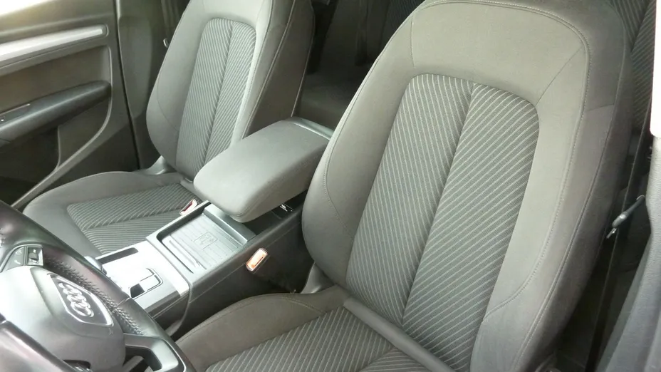 AUDI Q5 -