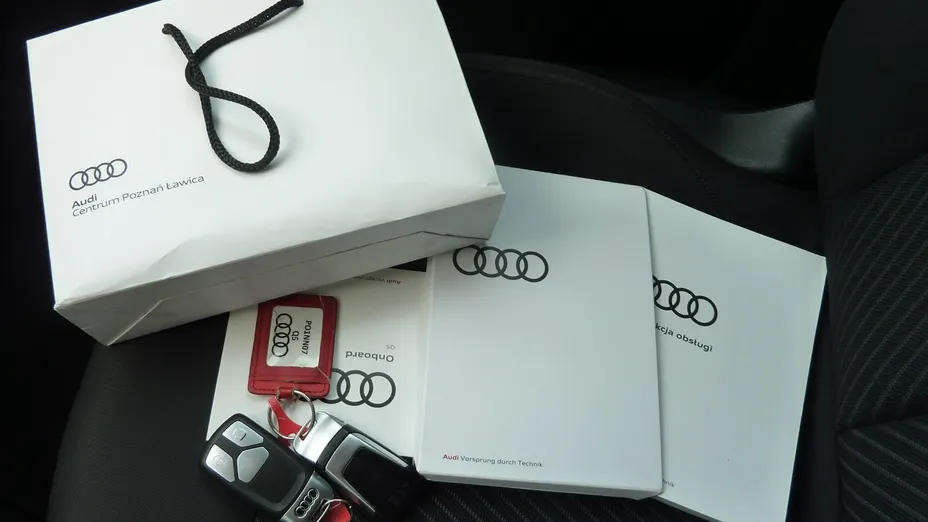 AUDI Q5 -