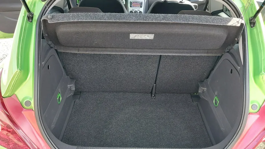 OPEL Corsa -