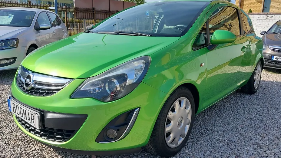 OPEL Corsa -