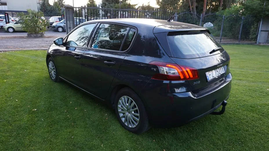 PEUGEOT 308 -