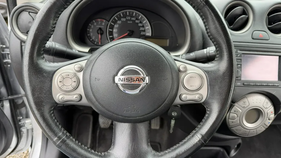 NISSAN Micra -