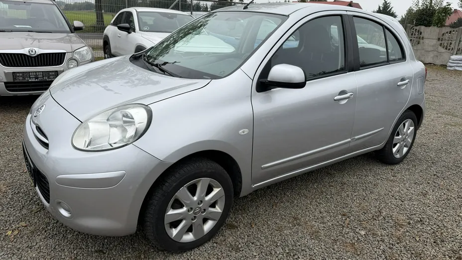 NISSAN Micra -