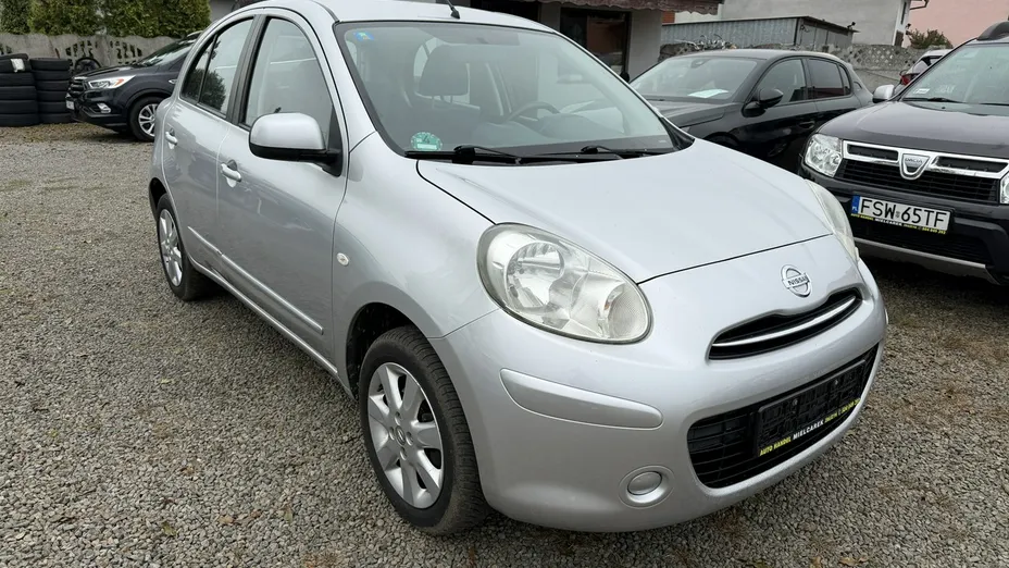 NISSAN Micra -