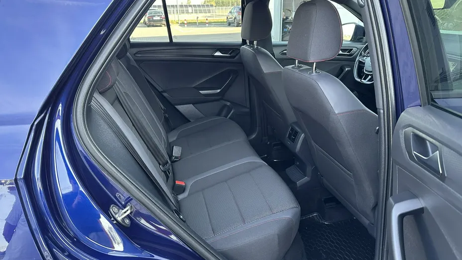 VOLKSWAGEN T-ROC -